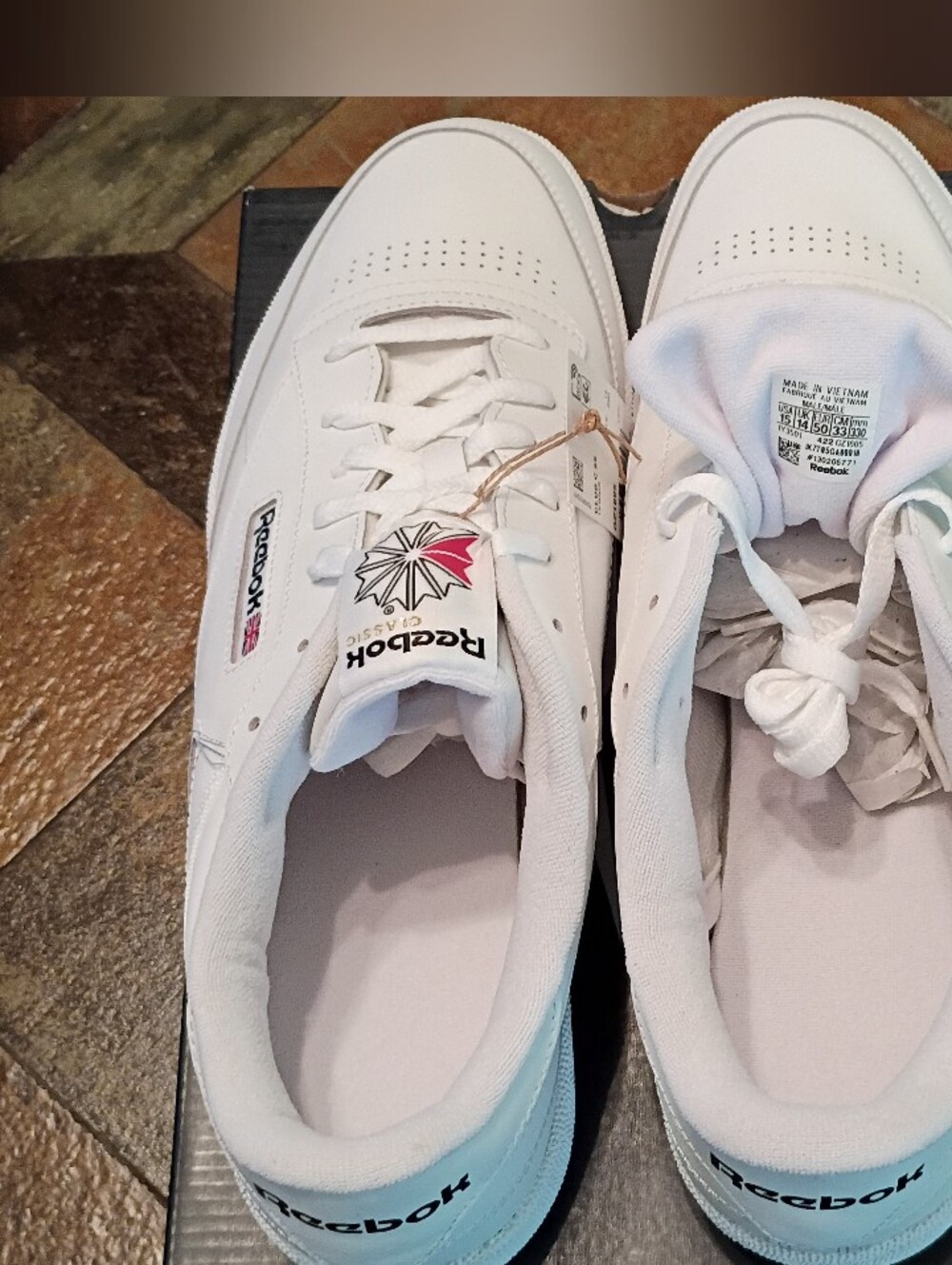 Reebok White Leather Women's Classic Sneakers with Red Accent